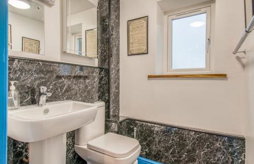 4 Bed in Newtown 48641 - Foto 26