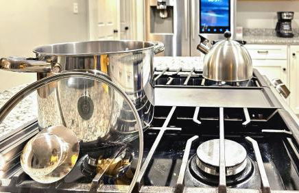 2 King Bed Home, perfect for HPU, Furniture Market - Foto 10