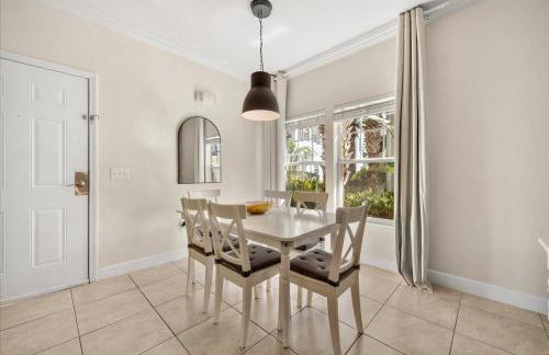 Townhouse 4Hab Lucaya Village Cerca Disney - Foto 4