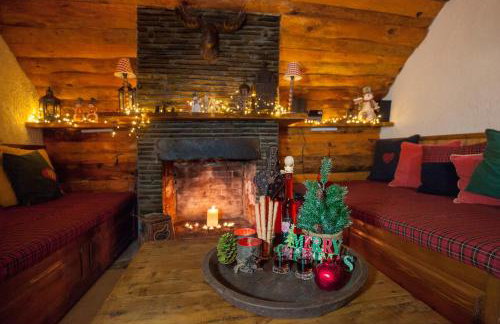 Dandy Villas Agoriani - Chalet Erato - Fireplace - Foto 2