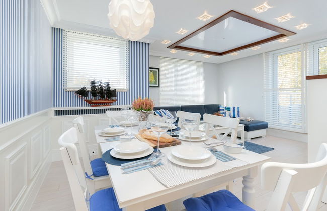 Sailor Apartment by Renters Prestige - Photo 16