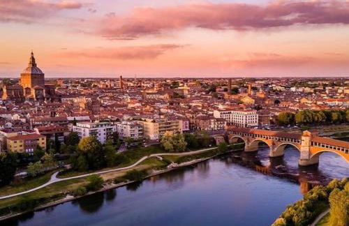 CASA OLTREPO comodo centrale ma silenzioso parcheggio interno - Foto 18