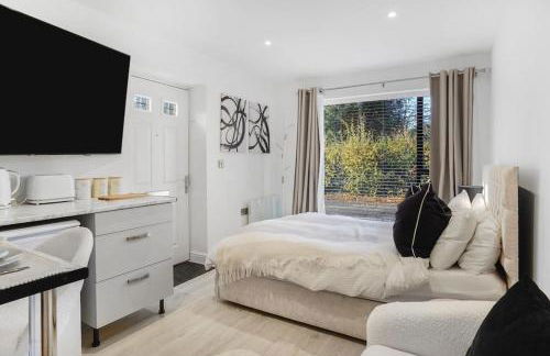 Little Laxford - Photo 17