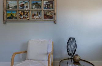 Relaxing 3BR Home with Vineyard View Rooftop Deck and Game Room - Foto 11