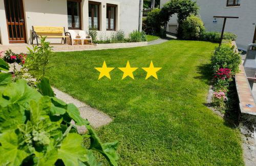 Gîte 295 Montagnes du Jura avec Spa et Sauna classé 3 étoiles - Foto 2