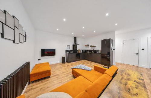 Elevated Escape - Hot tub, sauna, rooftop terrace - Foto 9