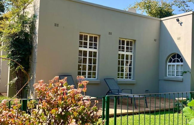 Chic Studio Nestled in Lovely Garden and Pool-2254 - Foto 11