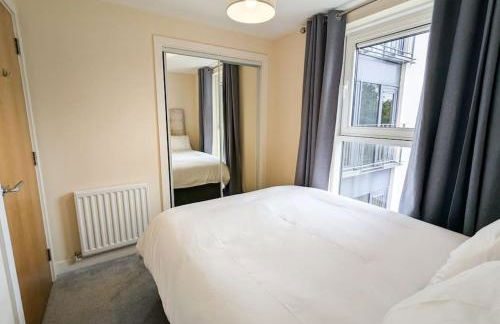 Parkgate 2 bed, private parking, Rosyth M90 - Photo 11