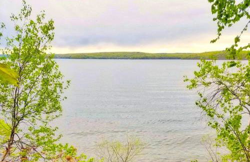 Lakefront Cabin Rental with Incredible Sunsets on Lake Wallenpaupack, Pennsylvania - Foto 10