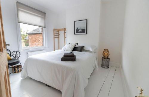 Luxe Garden House Sleeps 6 Central Exeter - Foto 3