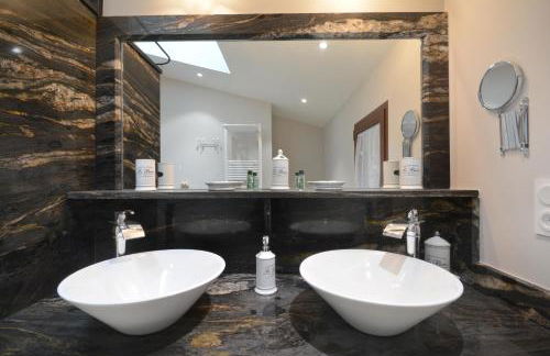 Reflet De PROVENCE dans cadre de verdure avec piscine chauffée - Photo 20