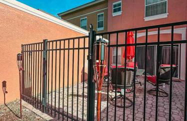 Roomy House Near Disney with Resort Pool and Patio BBQ - Foto 23