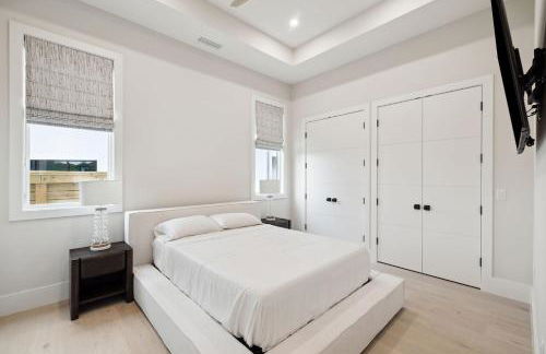 La Villa Nadia - Lakefront Luxury Vacation Rental in Destiny with Private Pool - Foto 28