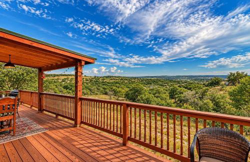 RUSTIC BLUEBONNET CABIN With VIEW BY HIDDEN FALL PARK - Photo 5