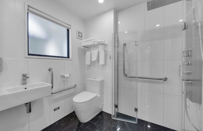 DeLorenzo's Studio Apartments - Foto 52