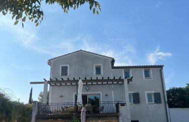 Villa 10 P piscine lagon avec vue époustouflante proche Uzès - Foto 6