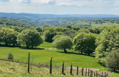 The Crest Hillside Retreat With Hot Tub - Foto 35