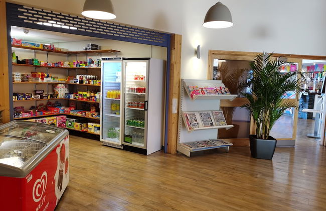 Snowdonia Holiday Sea Beach and Mountains View - Photo 21