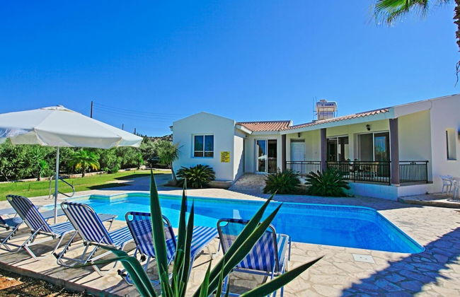 Villa Anthoulis in Latchi - Foto 2