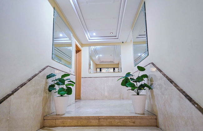 Luxor Home - Spacious & proximity to CFC - Photo 2