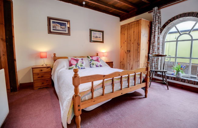 Holiday Cottages and North Star Apartment - Photo 22