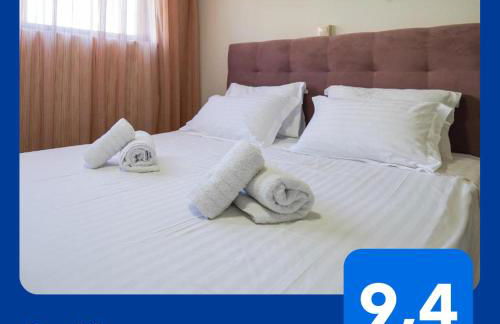 Theo and MS Luxurious Apartments by Filos Inc - Foto 1