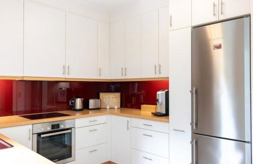 Denkmalgeschütztes Fachwerkhaus im Zentrum mit Garage - Foto 12