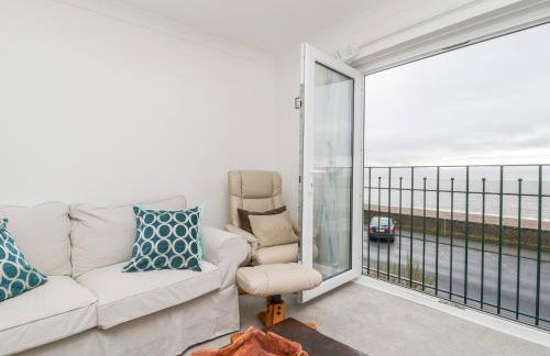 14 Lyme Mews - Photo 4