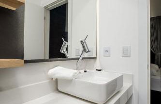 Aptos em Cond. c/ Piscina a 180m da Praia - IRB - Foto 56