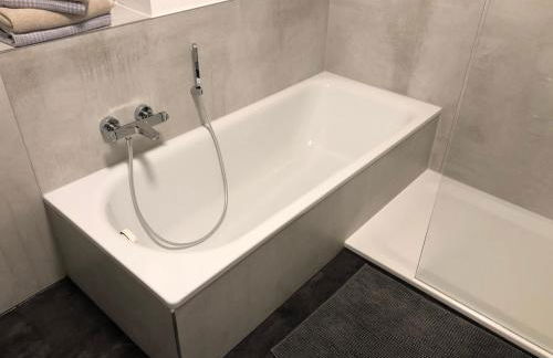 Apartment am Frauenberg - ruhige Lage - Terrasse - Blick ins Tal - Carport mit Wallbox - Self-Check-in - schnelles WLAN - Foto 20