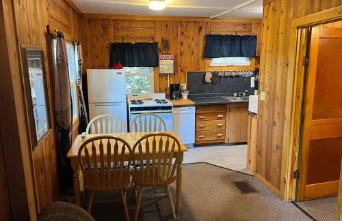 Cedaroma Lakeview cozy Cabin 6 Amazing Views - Photo 3