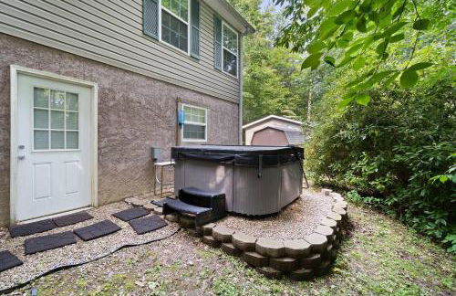 Blue Ridge Bungalow with Hot Tub - Foto 27