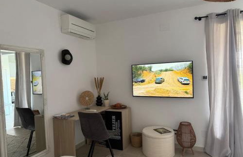 Mediterranean Apartment Villa in Alfas del Pi - Photo 8