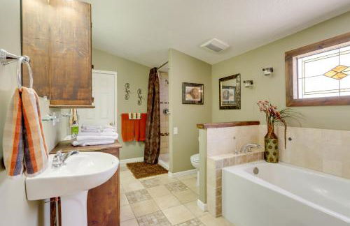 Waterfront Lake of the Ozarks Home with Private Dock - Foto 14