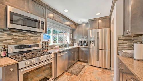 Near I-405 and 1 Mi to Dtwn! Kirkland Family Home - Foto 2