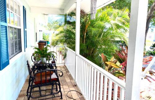 Beautiful Waterfront Home Less Than 7 mins to Beaches - Foto 50