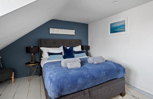 Enchanting 3BR House in Lymington with Garden - Foto 11