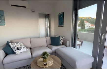 Splendid Split View apartment - Photo 11