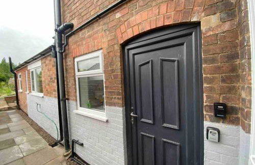 Cozy Self-Contained Suite with Own Entrance - Foto 15