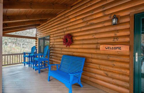 4BR Cabin with Ski Resort, Mtn Views & Hot Tub - Foto 64