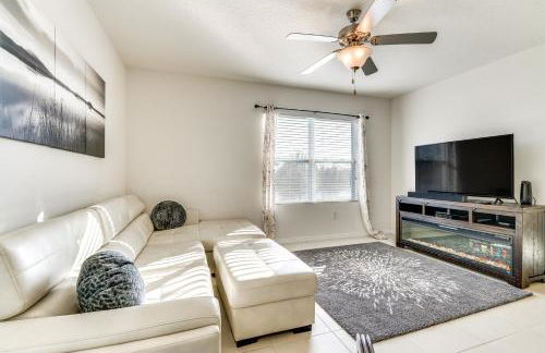 7 Mi to USTA Waterfront Tennis House with Yard! - Foto 3