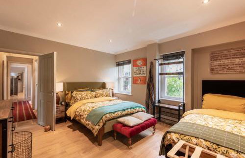 Spacious Country Cottage Sleeps 7, Air Con, Fire Pit & Dog Friendly close to Bath - Foto 16