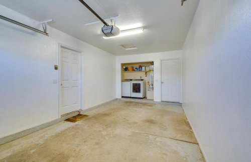 Hot Tub and Fire Pit Prescott Valley Retreat! - Foto 18