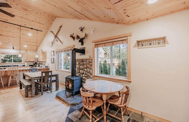 65GS - Hot Tub - Wi-Fi - Pets Ok - BBQ - Sleeps 10 - Foto 21