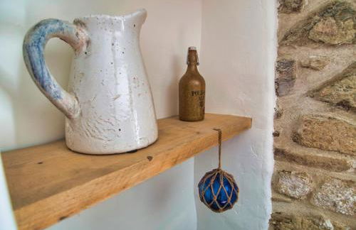 Knocker Cottage is a 3 bedroom made up of 1 double bedroom and 2 small double bedrooms in small village 10 min to beaches - Foto 24