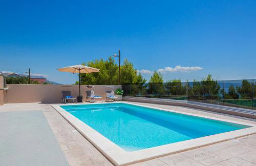 Holiday Home Zarello with Private Pool next to the Sea - Foto 56