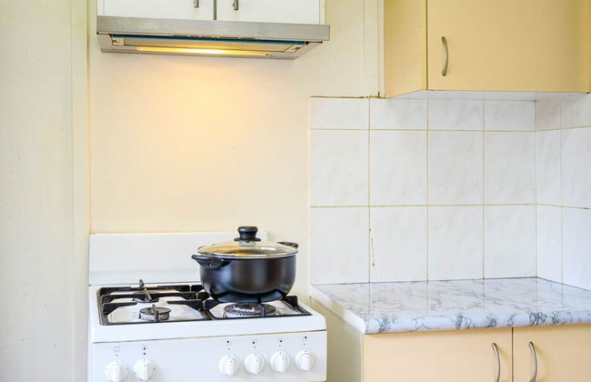 Metawise/parramatta Cozy Room With Furniture Wifi - Photo 13