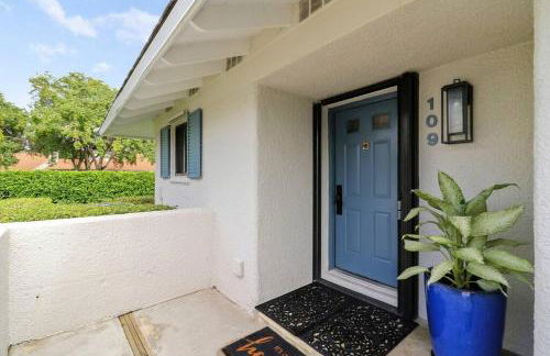 Private Cottage in West Palm Beach Florida - Photo 26