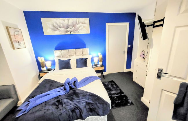 Stay Sleep Rest-Burford Road - Photo 1