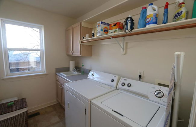 Coastal Escape w Pool Pool Table Walk to Beach - Foto 20